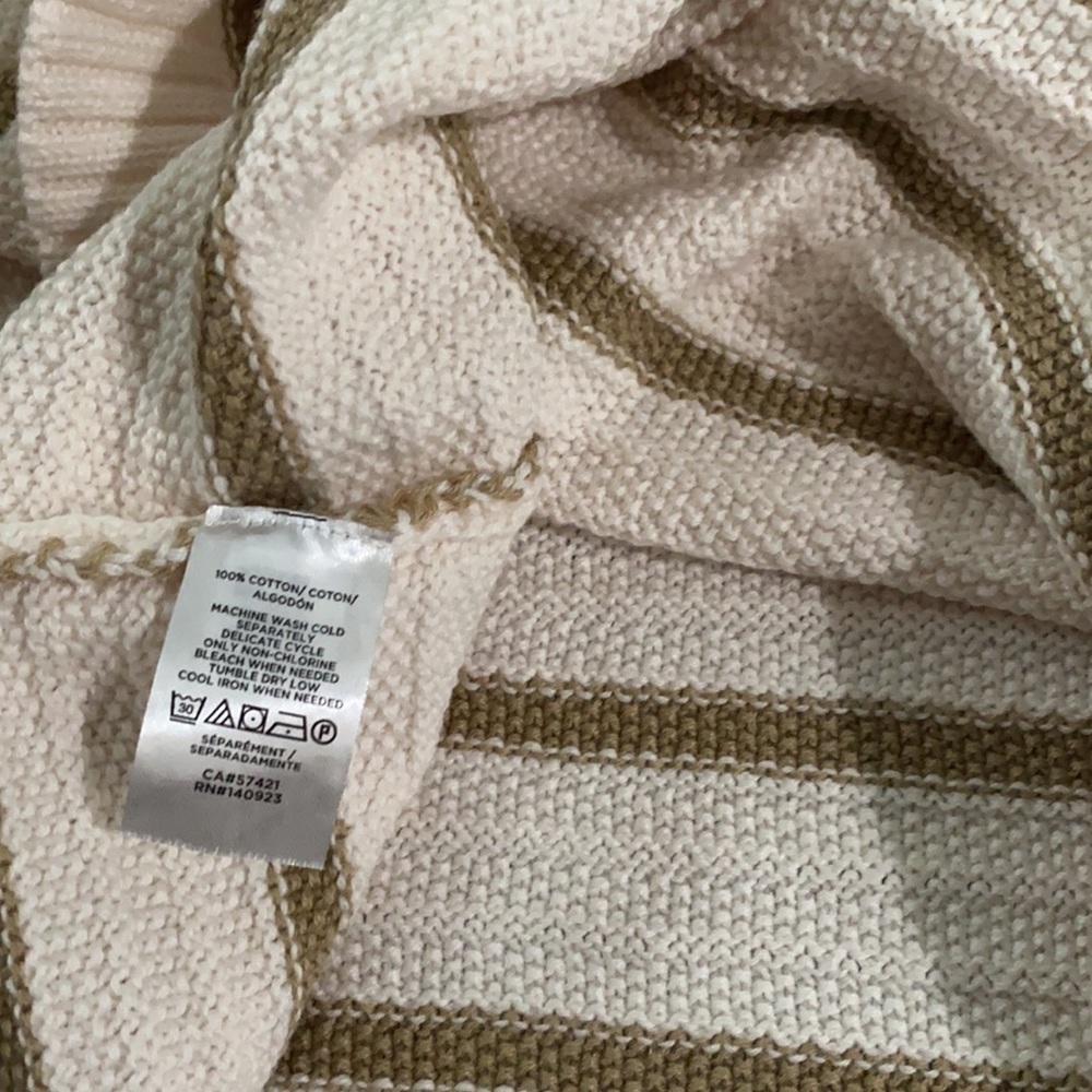 Striped Ruffle Strap Sweater Tank size L - Picture 5 of 8